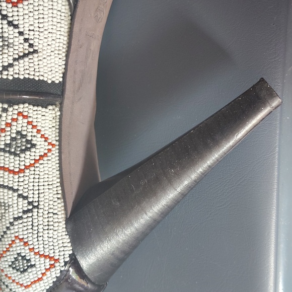 Donald J Pliner glass beaded peep-toe pump - Picture 5 of 8